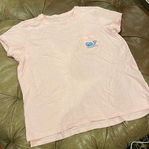 Pink Vineyard Vines T-shirt Medium
